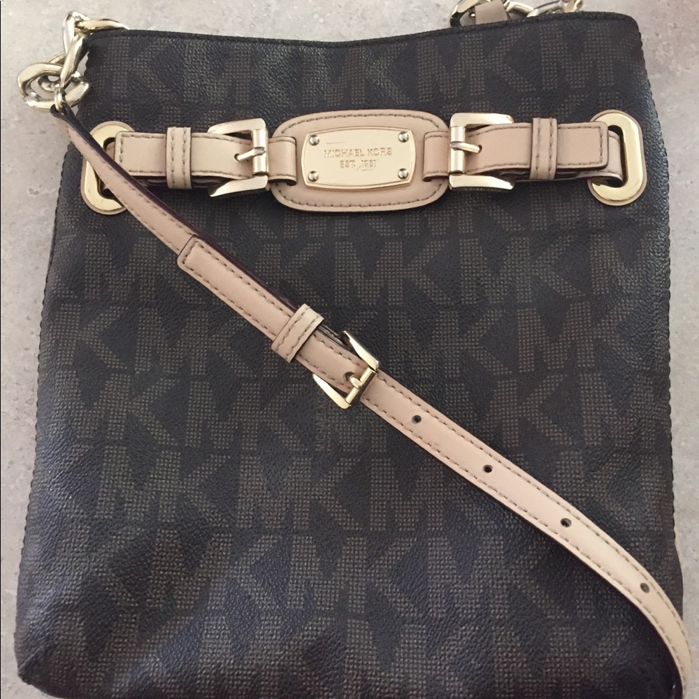 Michael Kors Crossbody Bag